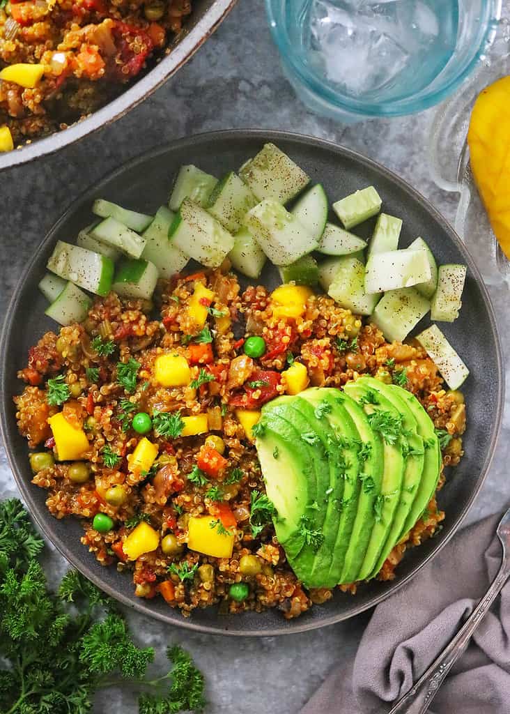 Easy vegan mango quinoa in a plate