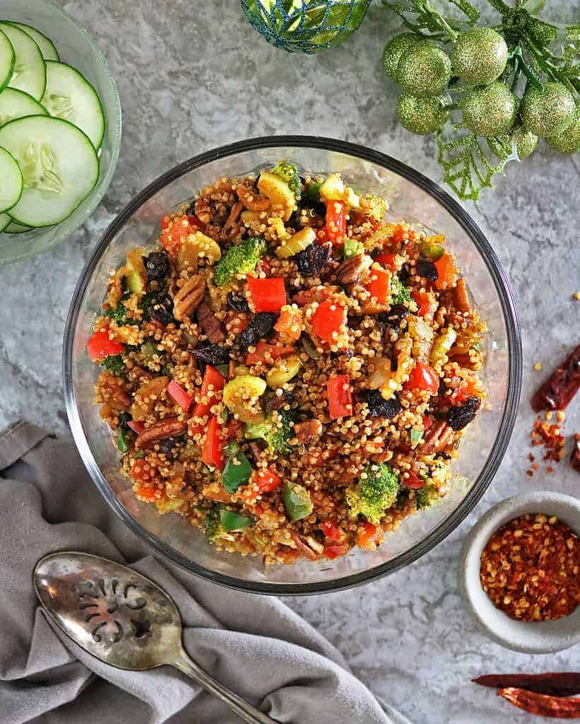 15 minute vegan Christmas quinoa salad