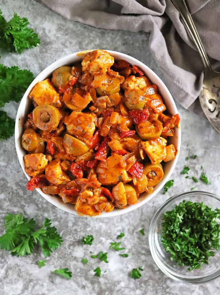 Easy Creamy Sun Dried Tomato Chicken Recipe Savory Spin   Delicious Easy Chicken In Rich Sundried Tomato Sauce 1 718x960 