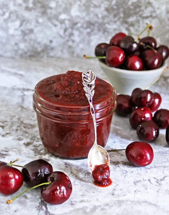 Easy spicy cherry chutney