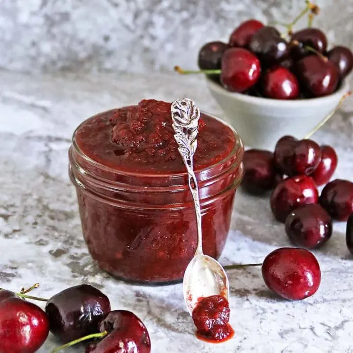 Easy spicy cherry chutney