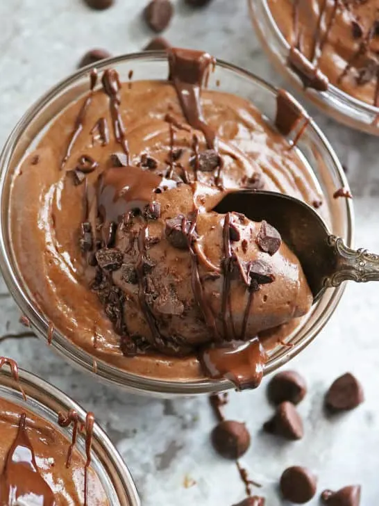 The Best 3-ingredient chocolate mousse without heavycream