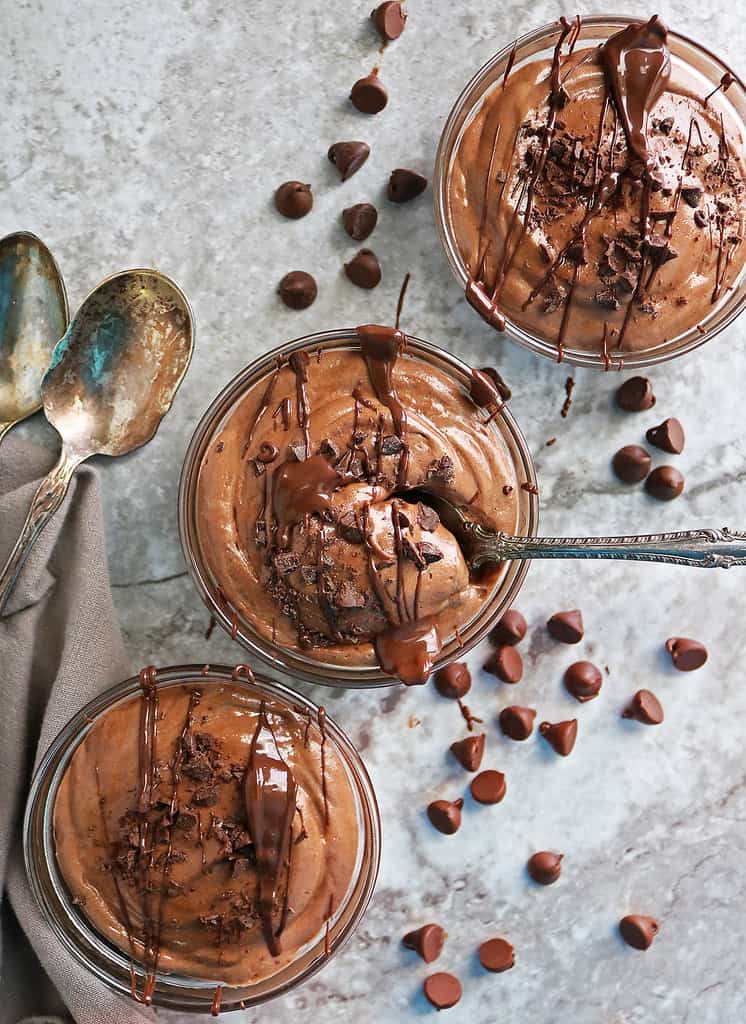 The easiest 3-ingredient chocolate mousse without heavy cream