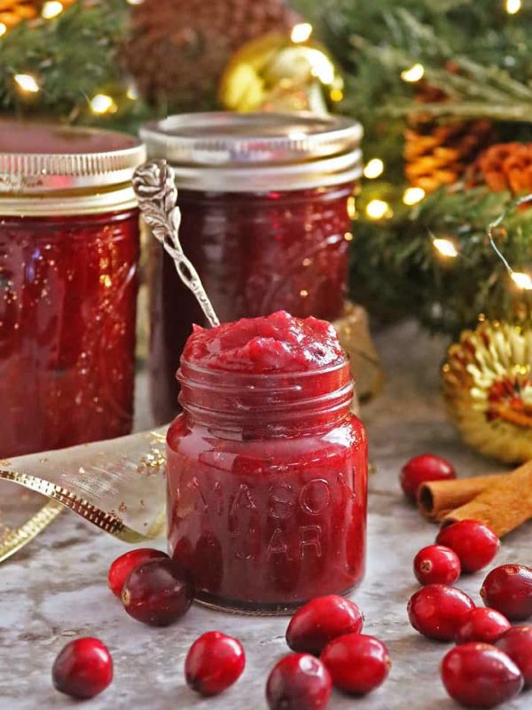 Easy Pear Cranberry Sauce