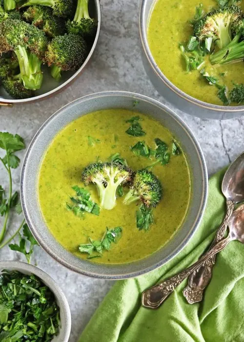 Easy Broccoli and Spinach Soup