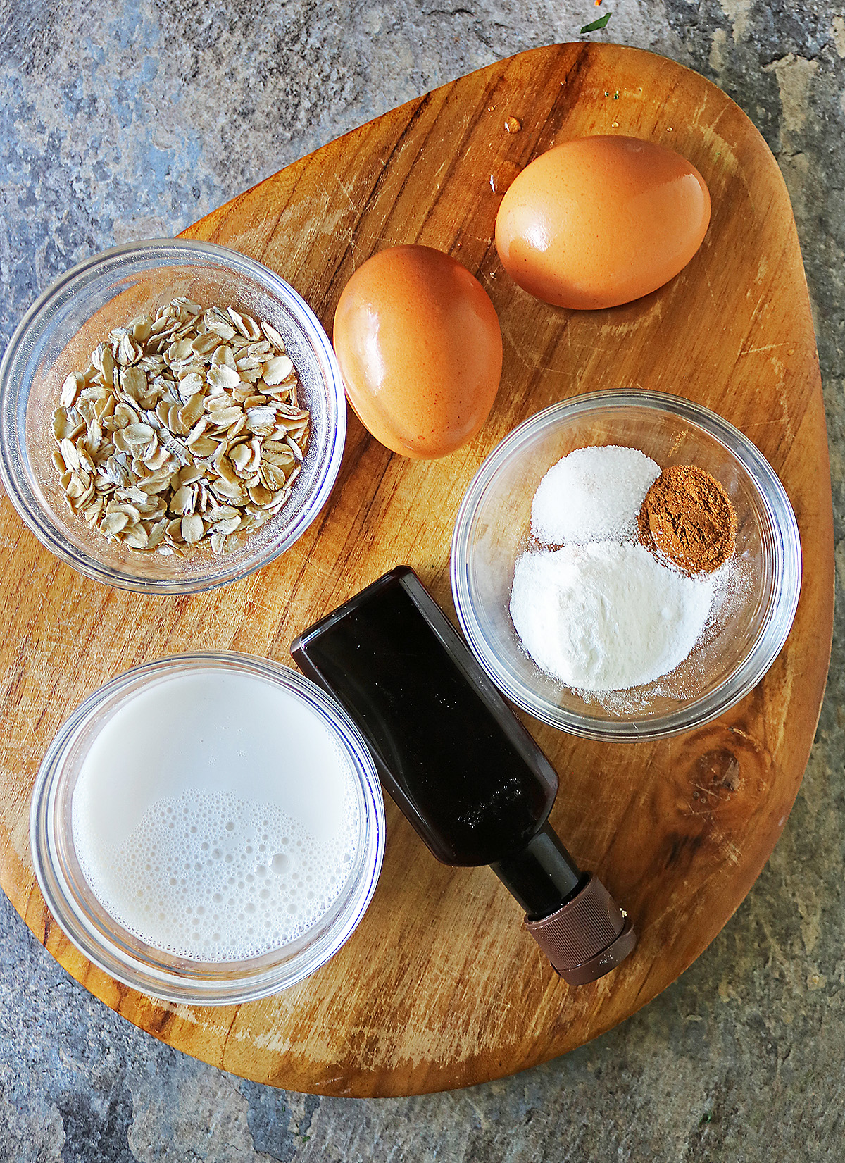 Ingredients to make oat flour pancakes