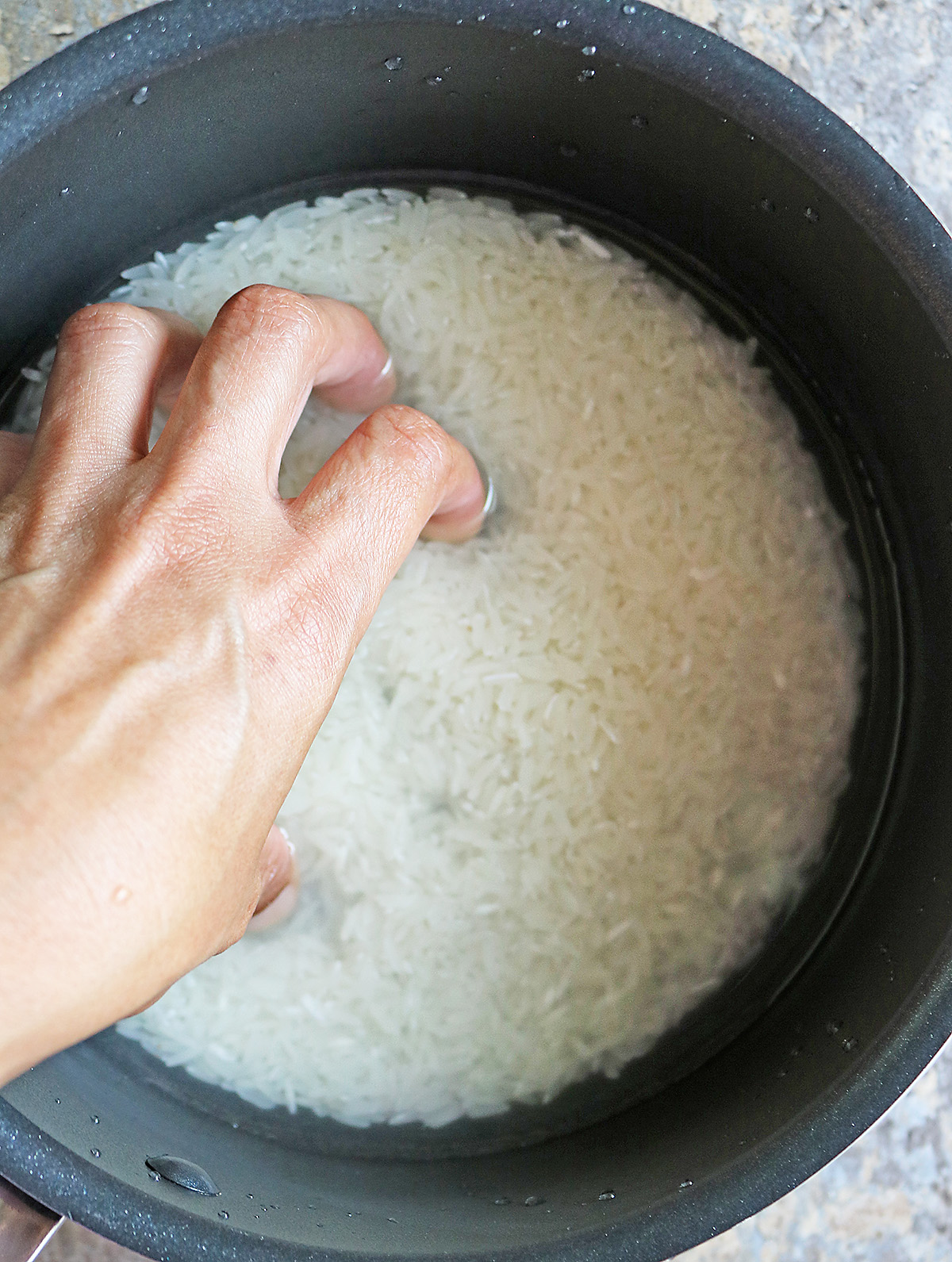 washing rice