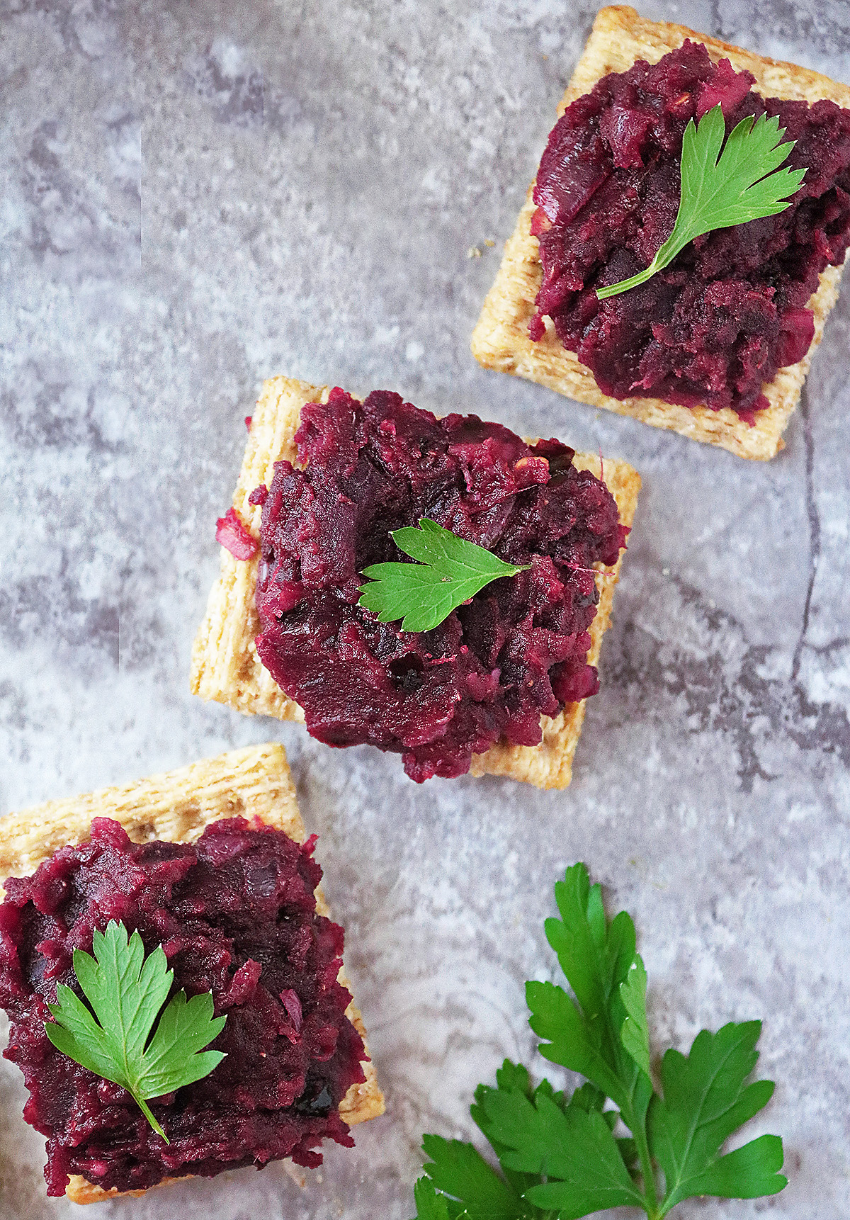 Tasty Chutney and Crackers