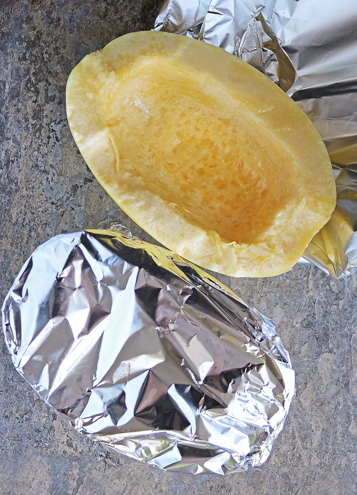 Preparing squash to bake it