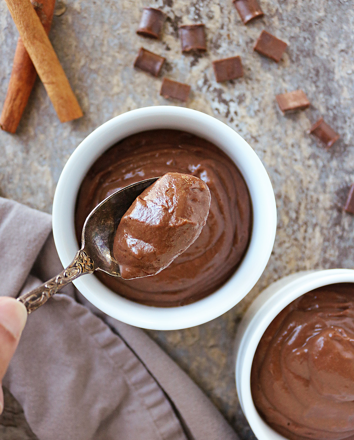 Refined Sugar-free Chocolate Avocado Pudding - no bake