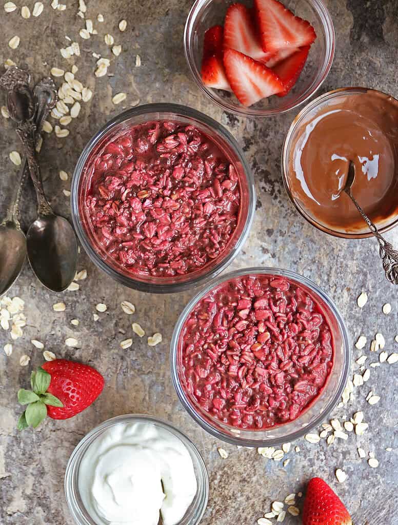 Delicious red velvet overnight oats