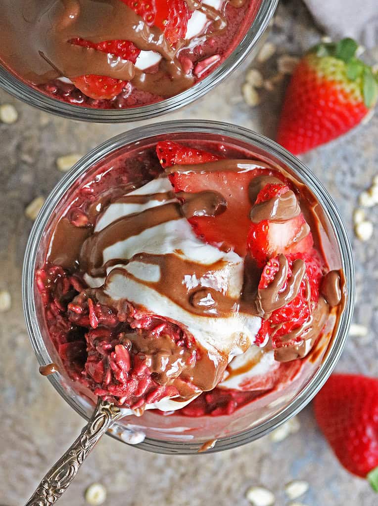 No red dye recipe for red velvet overnight oats