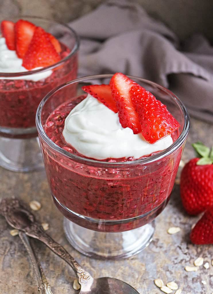 The best and easiest red velvet overnight oats that won't leave you gassy and bloated.