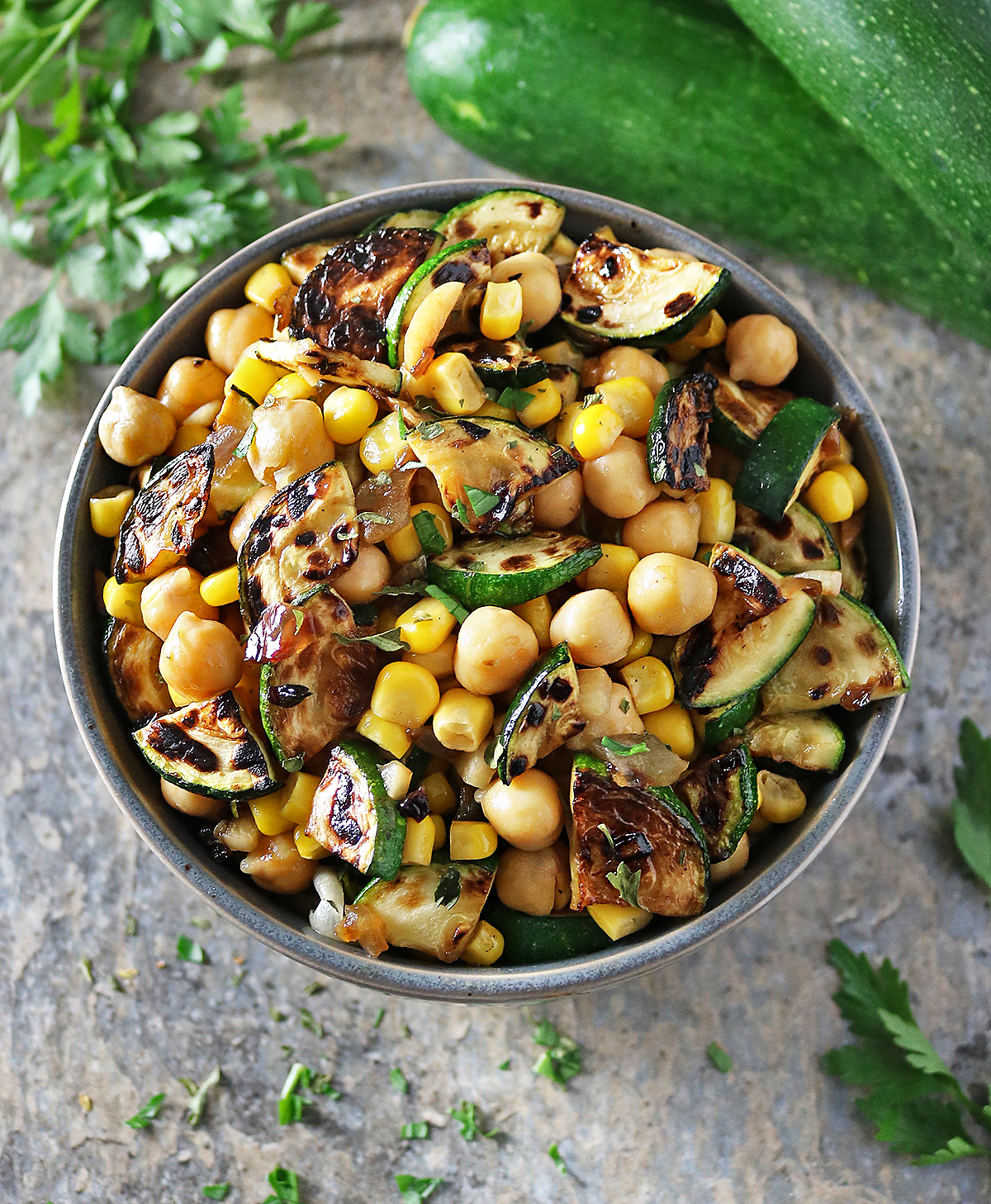 Tasty Easy zucchini onion salad