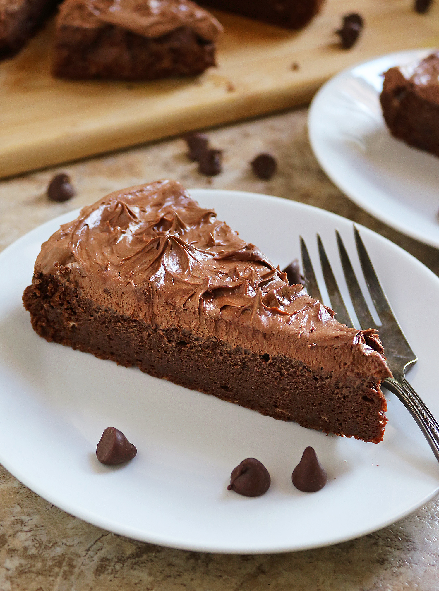 My favorite 2-ingredient chocolate cake