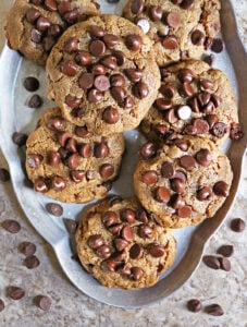 5 ingredient Flourless Peanut Butter Chocolate Chip Cookies