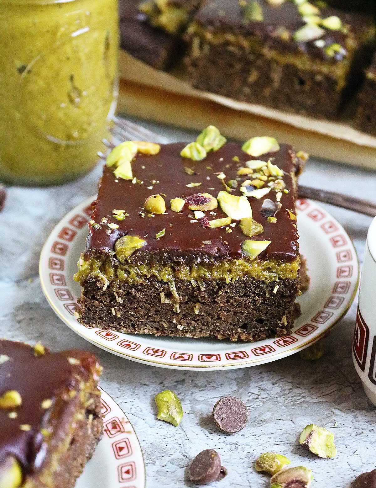 Easy Dubai chocolate blended baked oats