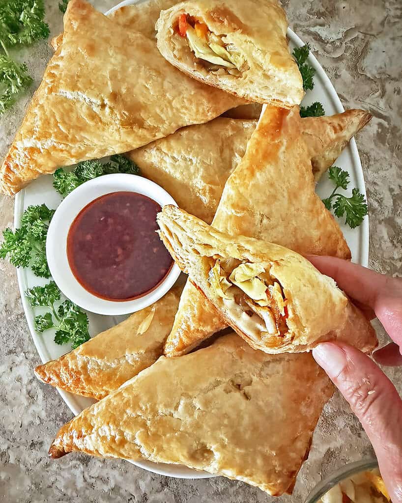 Easy and delicious cabbage puffs with hummus
