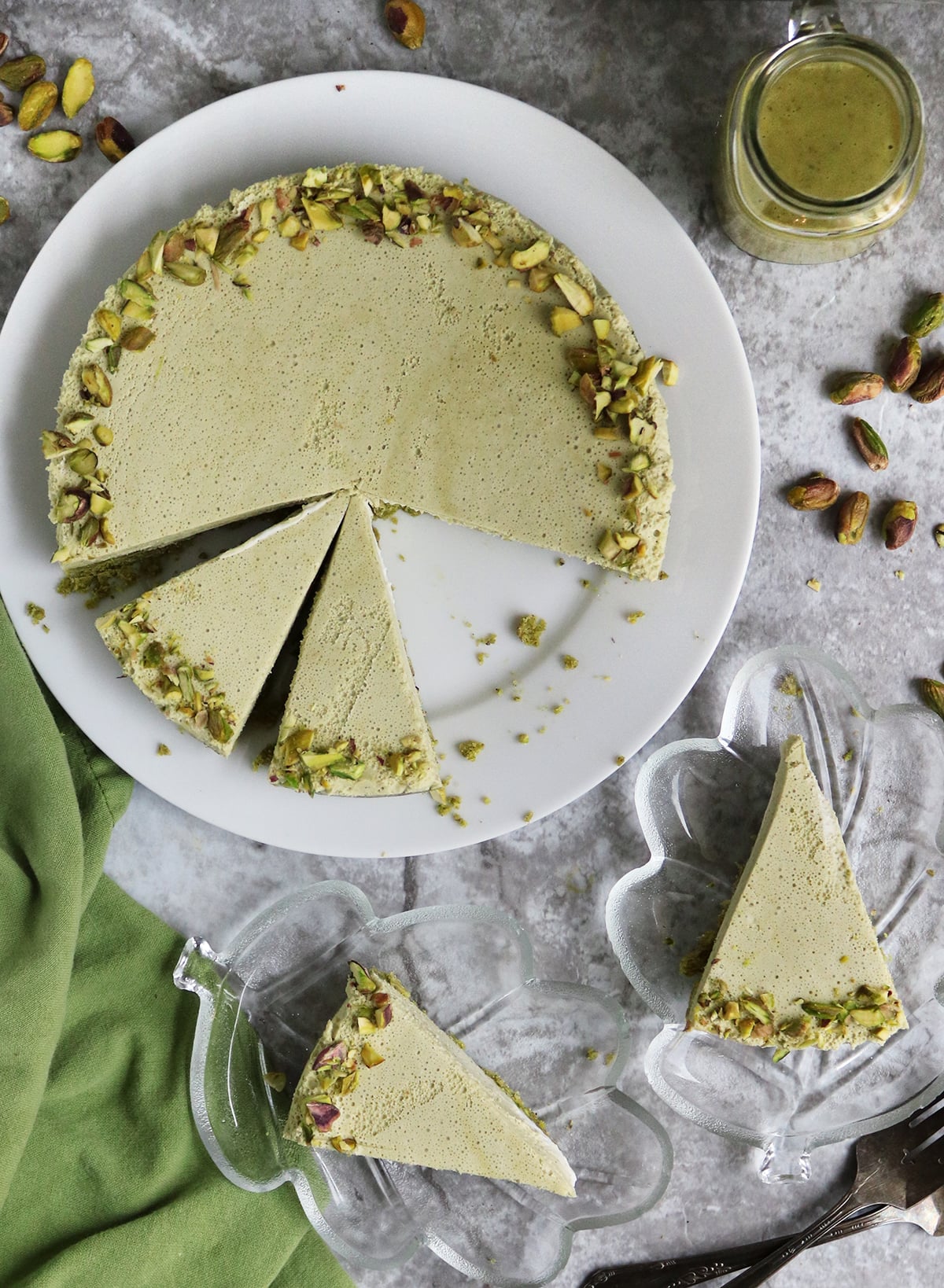 vegan pistachio cheesecake