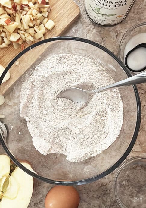 mix the dry ingredients